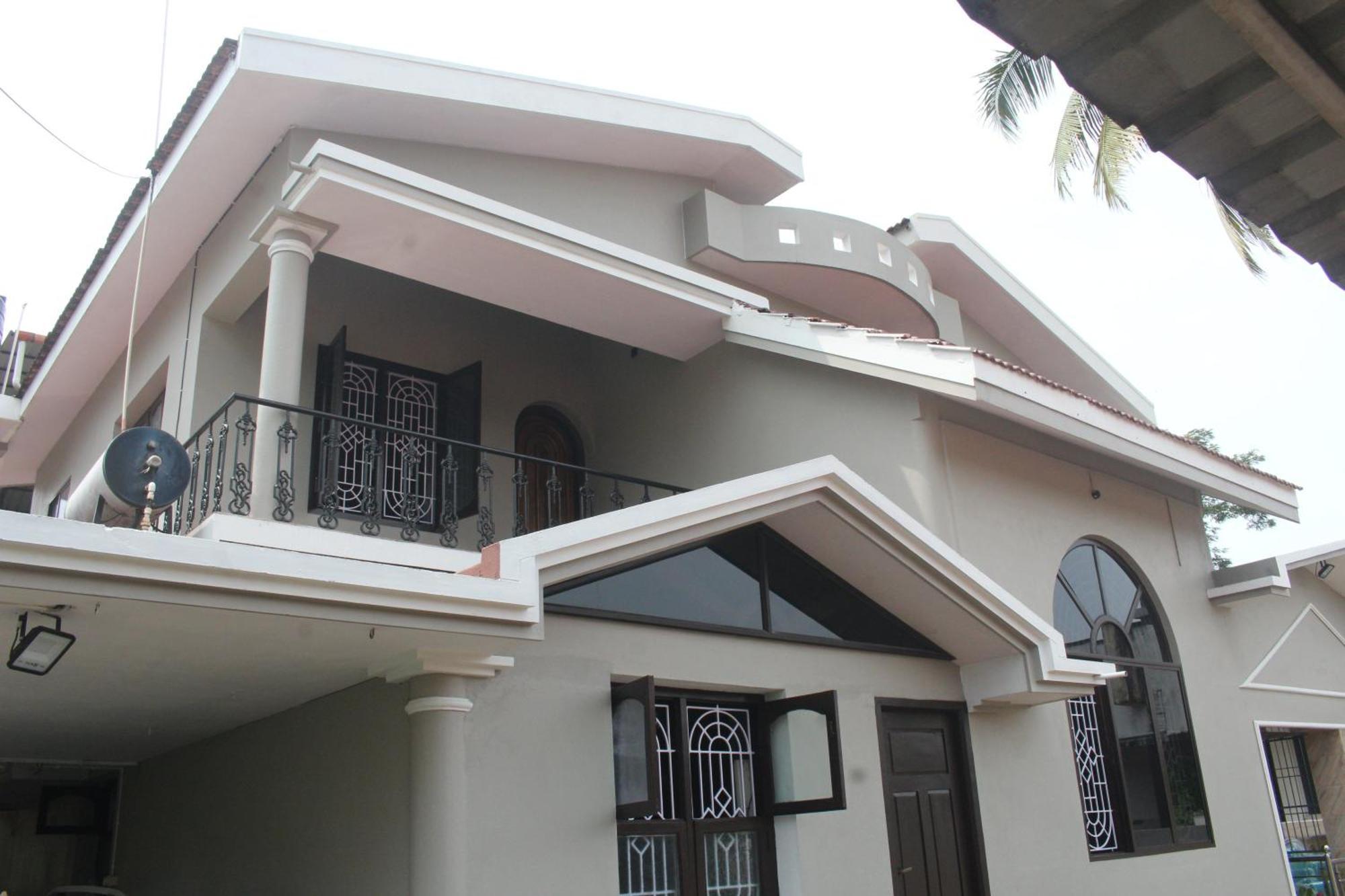 Tropical Villa Homestay Мангалор Екстериор снимка